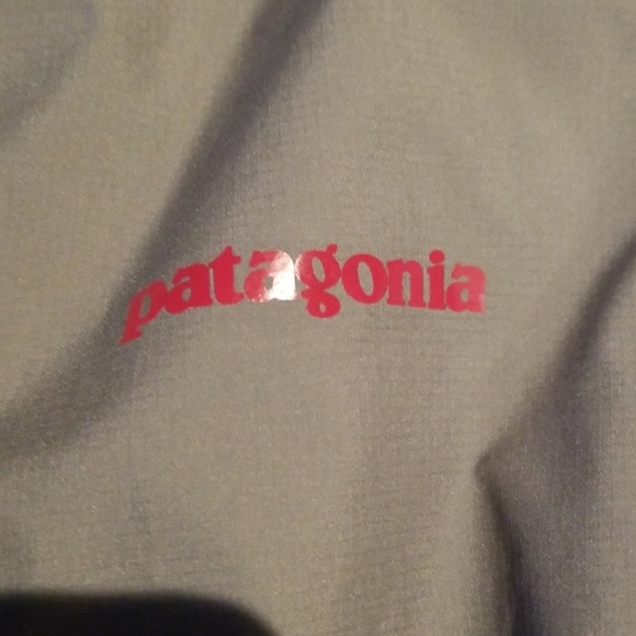 SOLD Patagonia Primaloft Jacket Medium - Picture 3 of 6